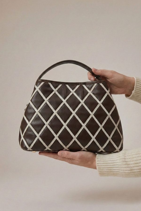 bolso piel vegana rombos chocolate NOCO