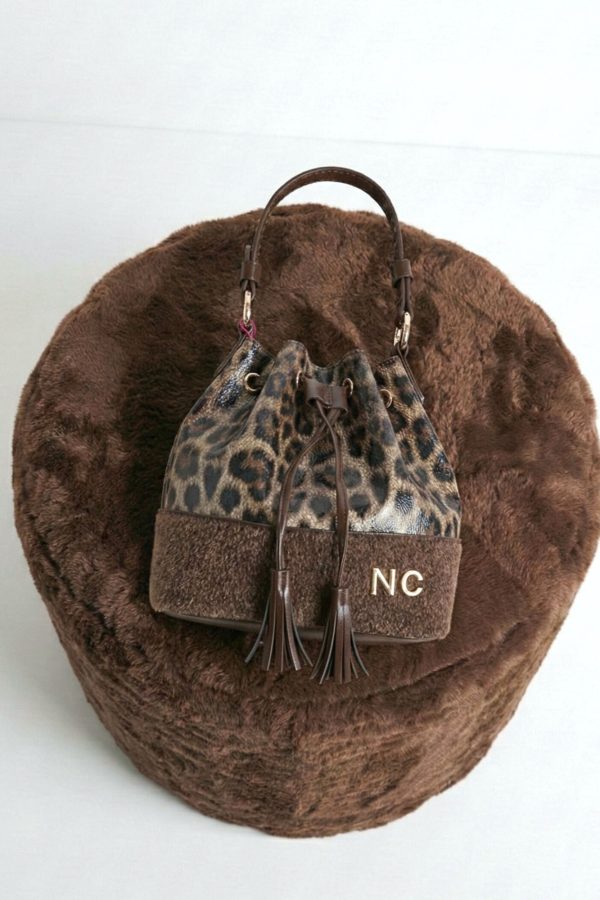 Bolso leopardo con correa bandolera