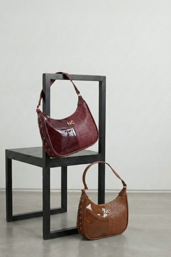 Bolso charol y piel granulada NOCO granate y camel