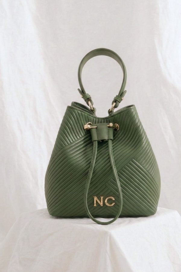 Bolso con cierre de cordón delantero verde
