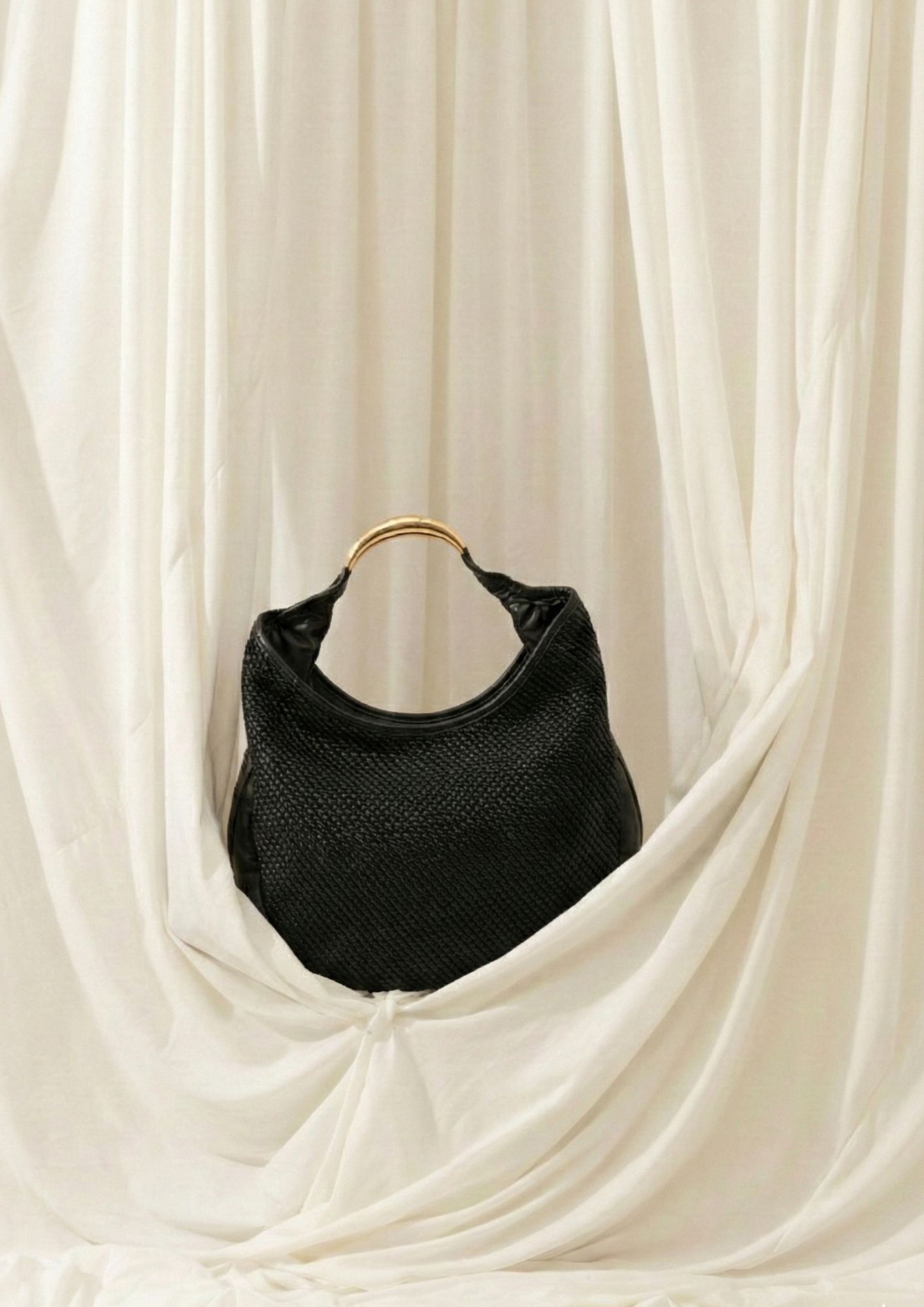 Bolso hobo suave para mujer Bolso texturizado elegante para diario negro