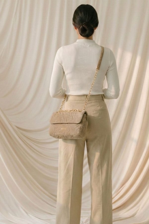 Bolso amplio efecto antelina suave