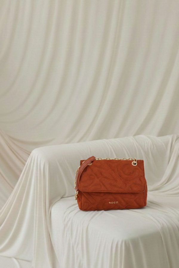 Bandolera solapa antelina para mujer caldera