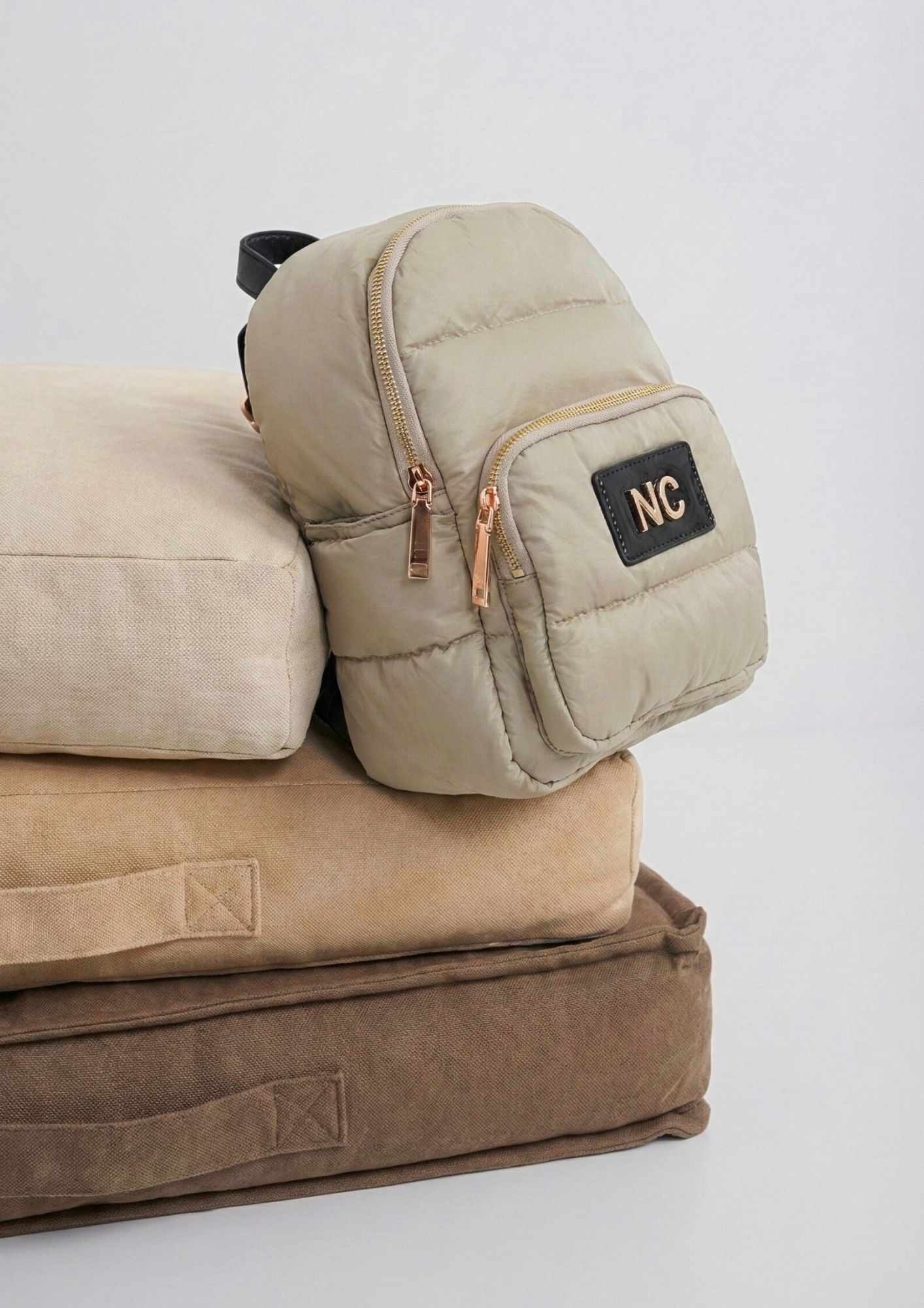 Mochila técnica acolchada mujer Mochila acolchada ultraligera para mujer beige
