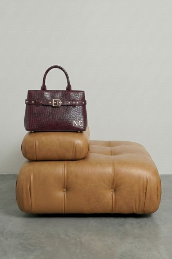 Mini tote cocodrilo mate para mujer granate