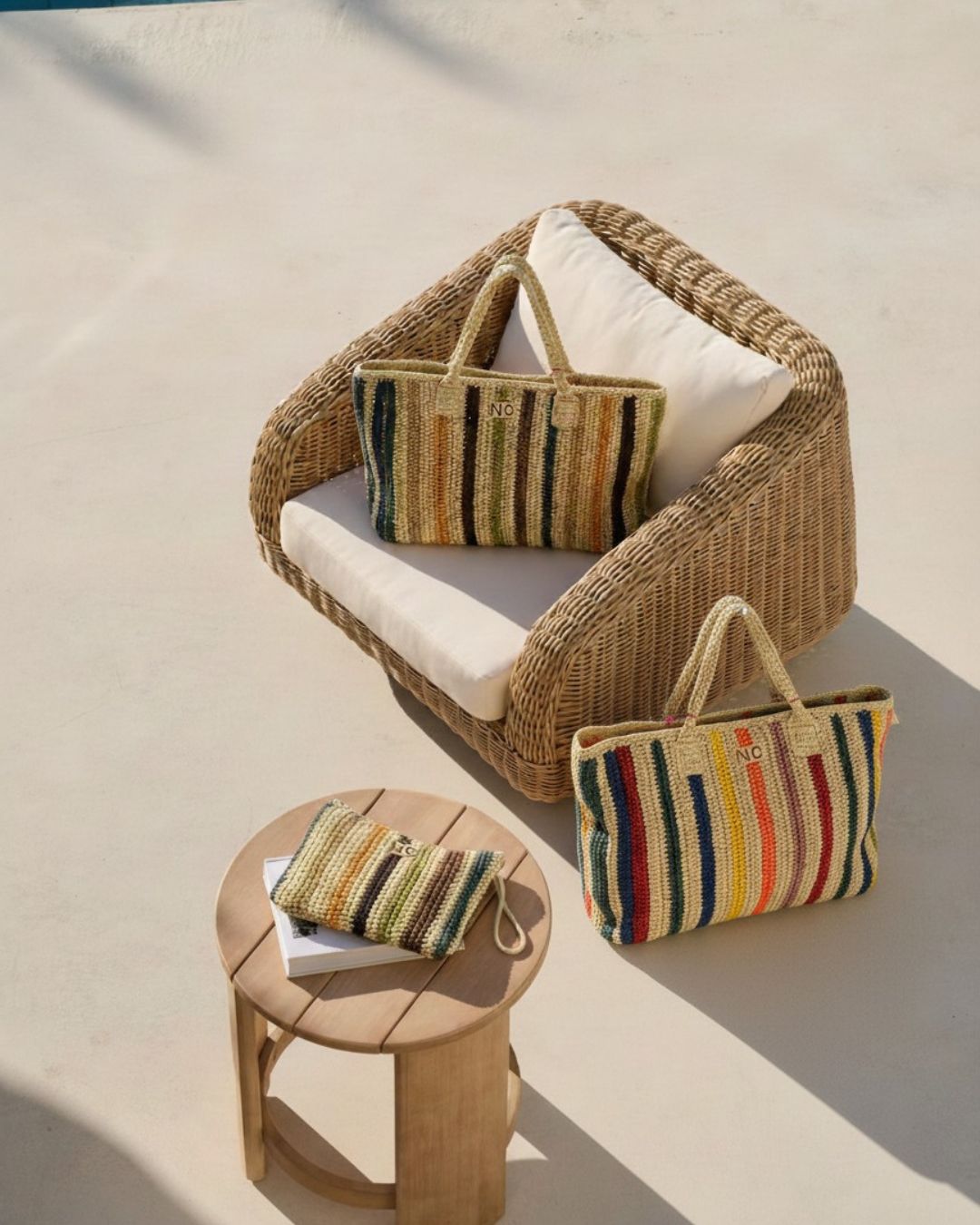 Shopper rafia handmade Shopper Noco de rafia con líneas hecho a mano para paseo y playa
