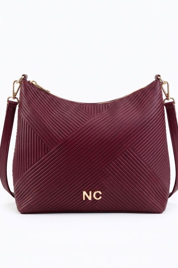 Bolso de hombro elegante y amplio granate