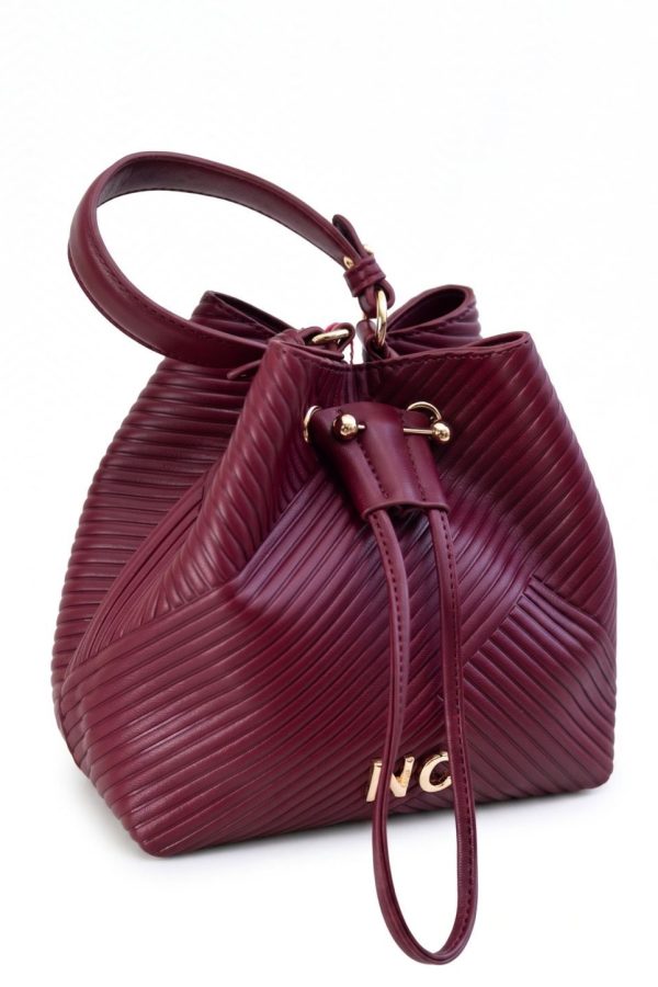 Bolso con correa bandolera extraíble