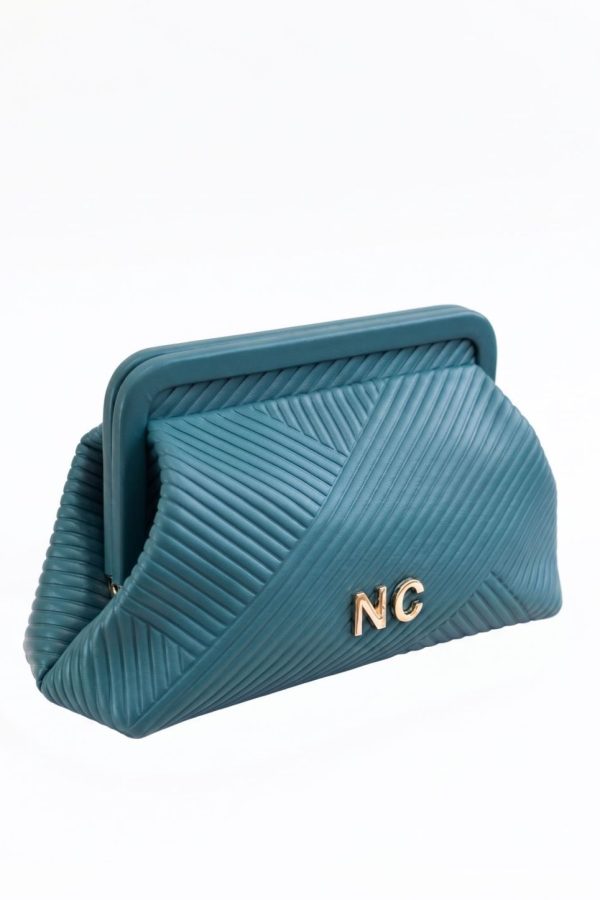 Clutch efecto plisado NOCO azul