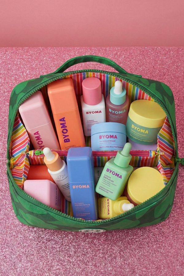 Neceser de cosméticos con diseño exclusivo Agatha Ruiz de la Prada.