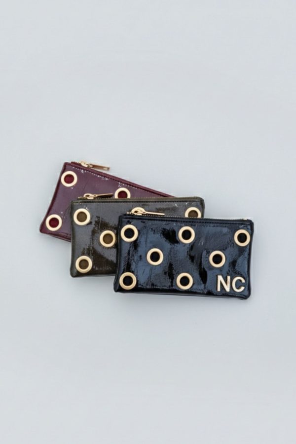 Cartera de mano pequeña en charol brillante