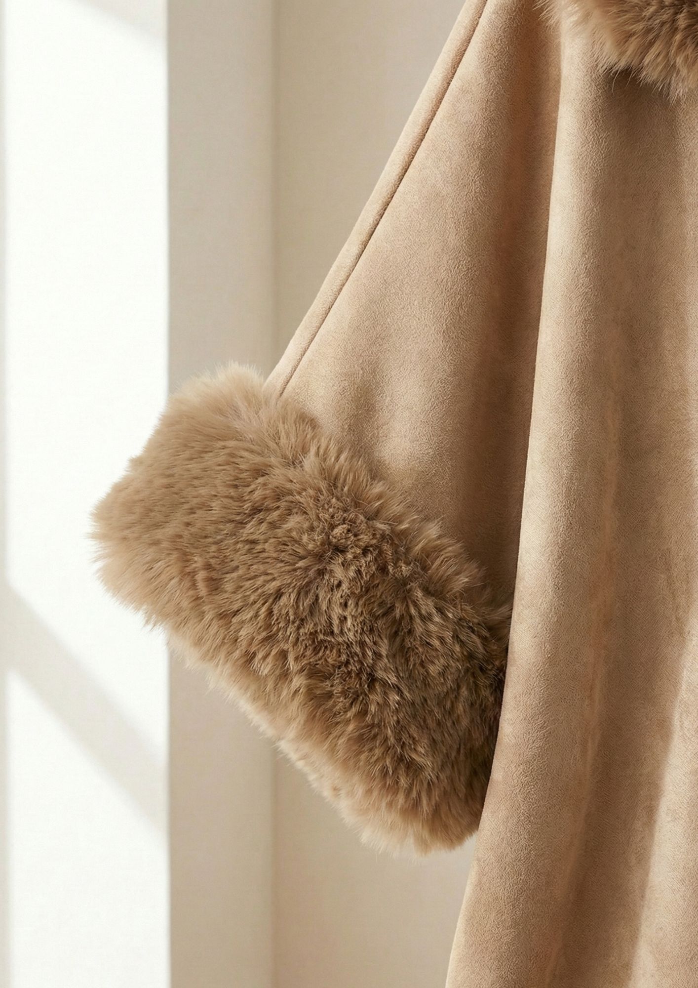 Manga pelito camel Capa suave antelina mujer