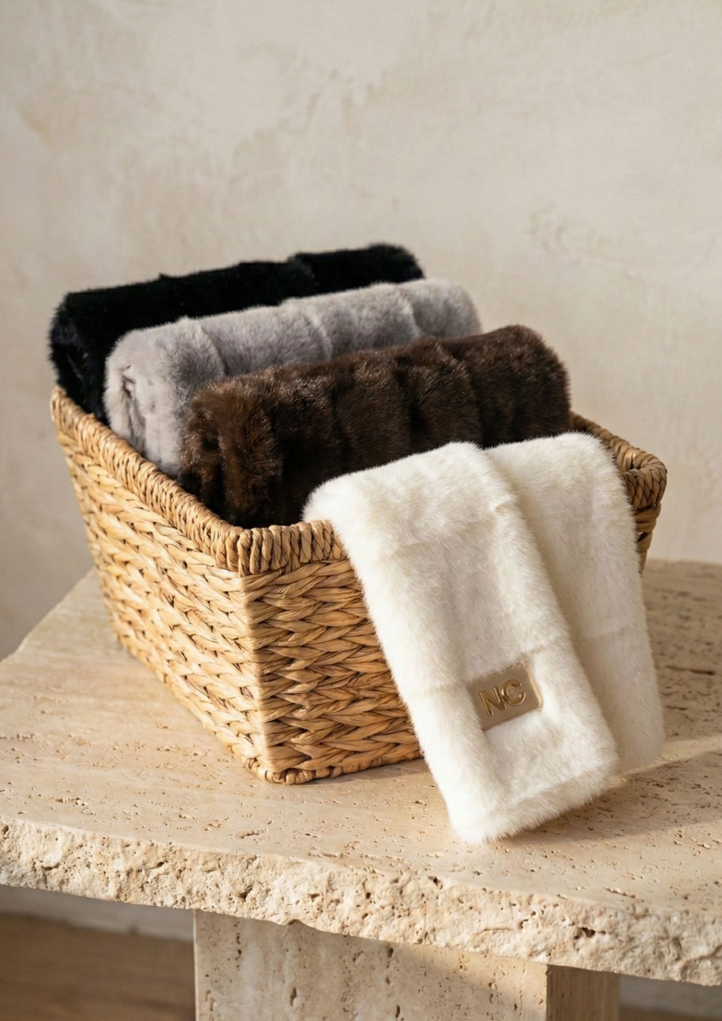 Chal estrecho de pelo laminado para mujer NOCO