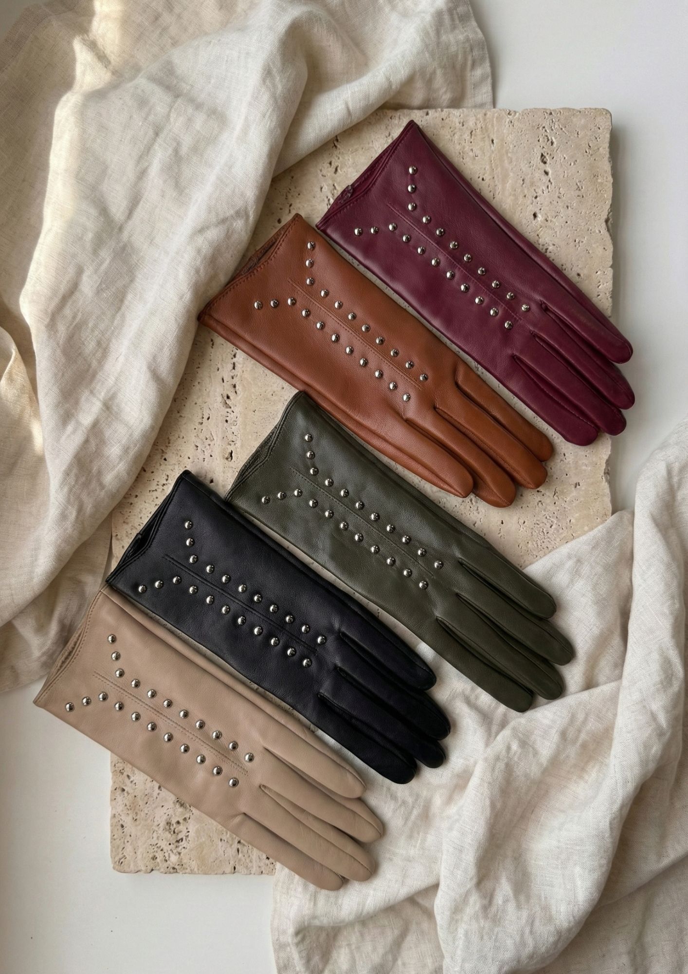Guantes tachuelas plateadas elegantes Guantes cálidos piel sintética
