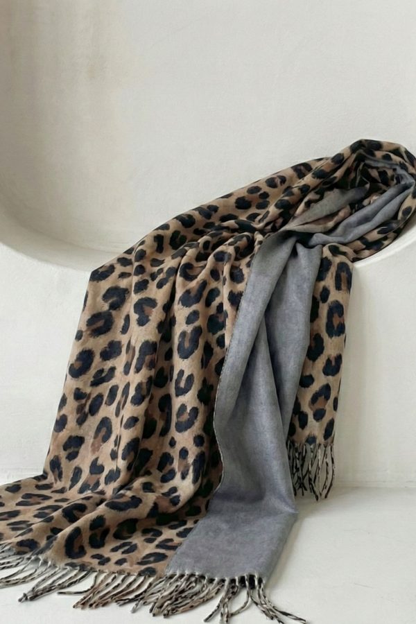 Pashmina animal print de invierno con diseño reversible 2 en 1